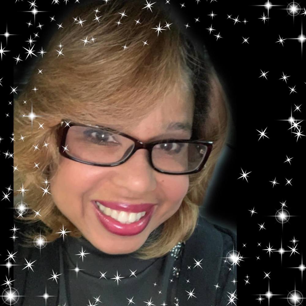 Meet your Posher, Angelique